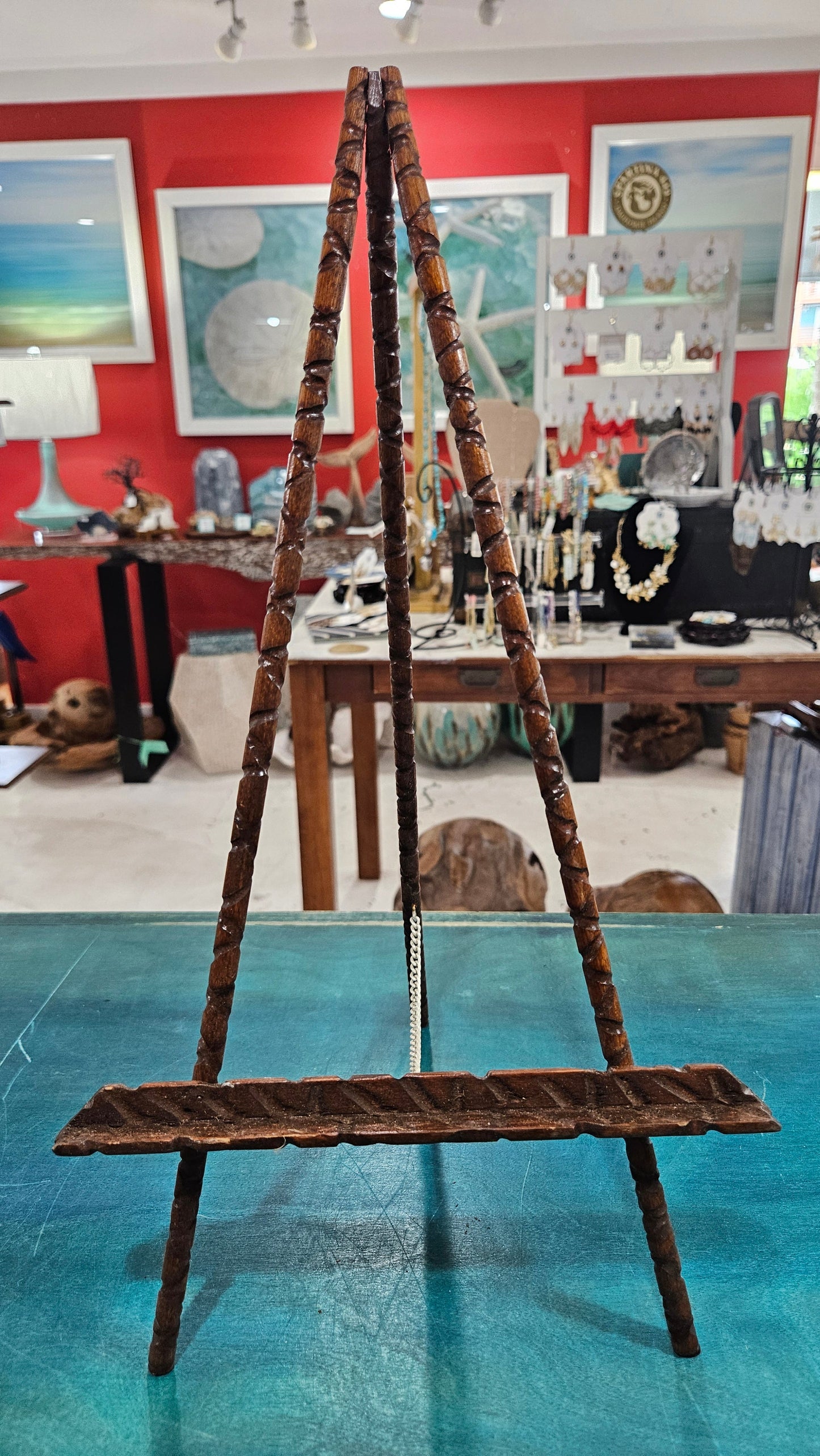 Vintage Wooden Easel – Handcrafted Rustic Display Stand