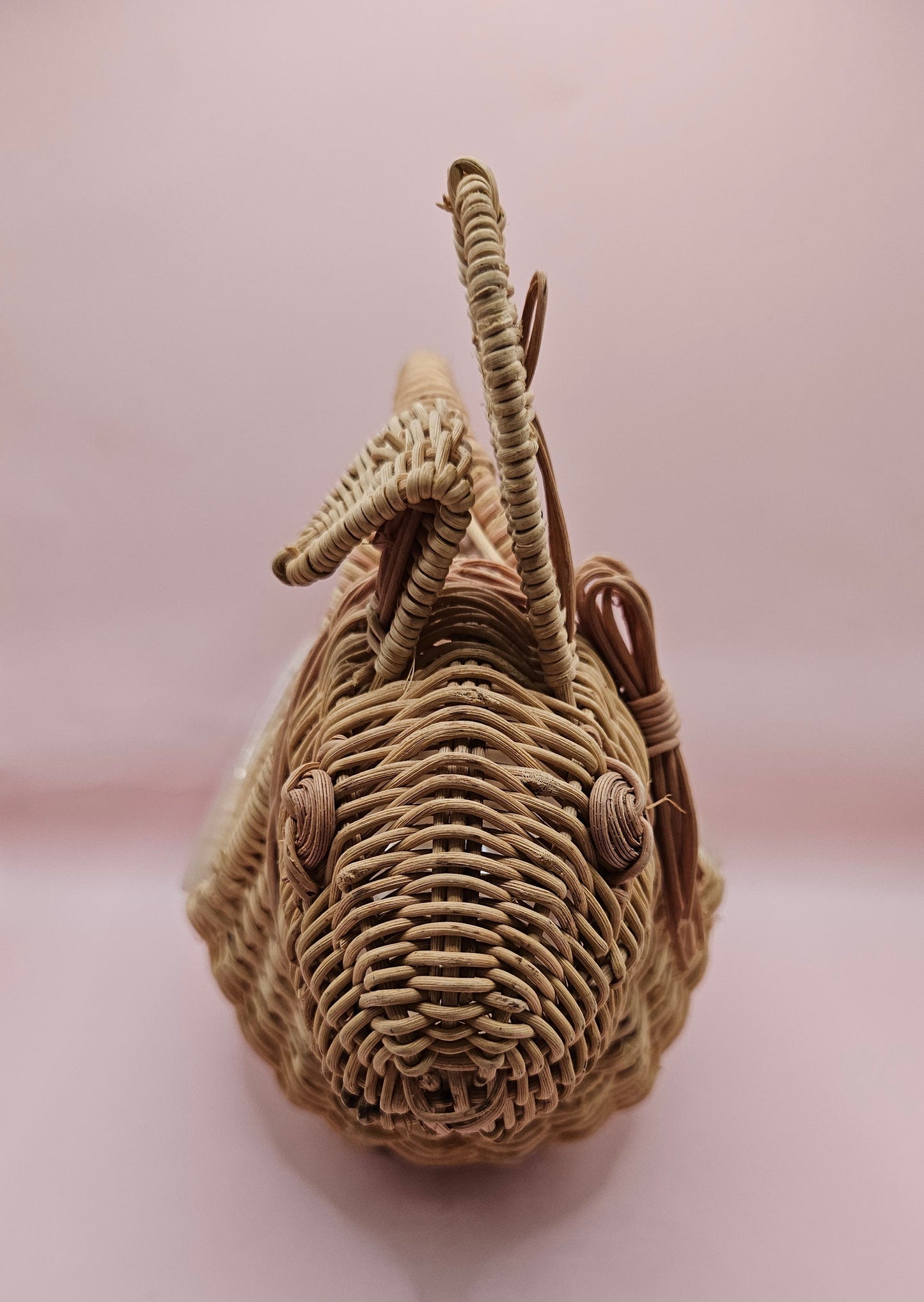 Vintage Wicker Bunny Basket – Handwoven Animal-Shaped Easter or Display Basket 10.5x5.5x8.25