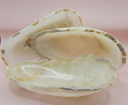 Raw Edge Onyx Dish – Polished Oval Stone Bowl 8x4"