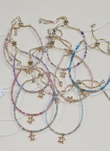 Natural Gemstone Bracelet with Turtle Charm – Adjustable Fit