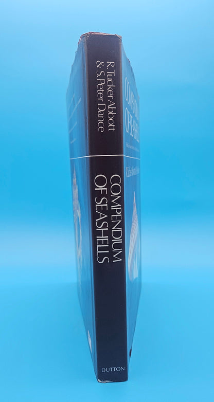 Compendium of Seashells – R. Tucker Abbott & S. Peter Dance (1991, Hardcover)