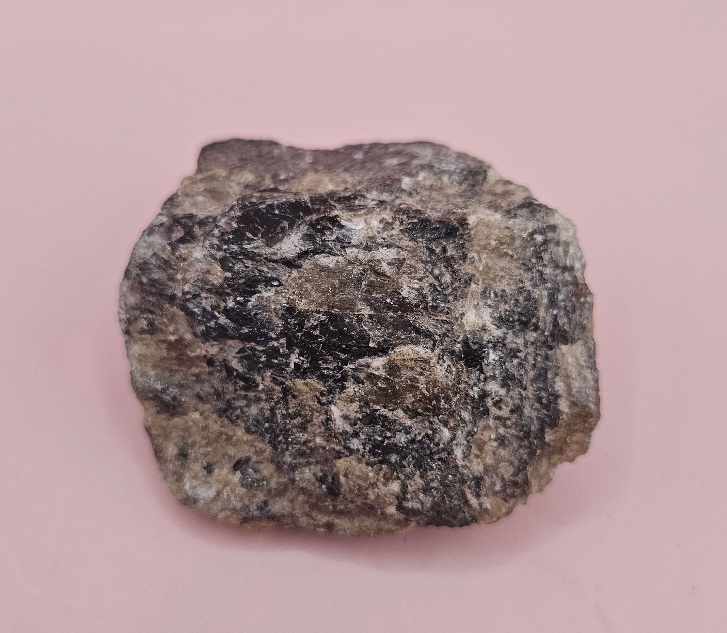 Madagascar Labradorite Rough 106g – Natural Raw Crystal with Subtle Flash, Unique Healing Stone, Collector’s Mineral Specimen