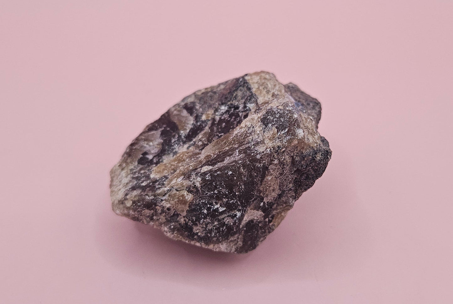 Madagascar Labradorite Rough 106g – Natural Raw Crystal with Subtle Flash, Unique Healing Stone, Collector’s Mineral Specimen