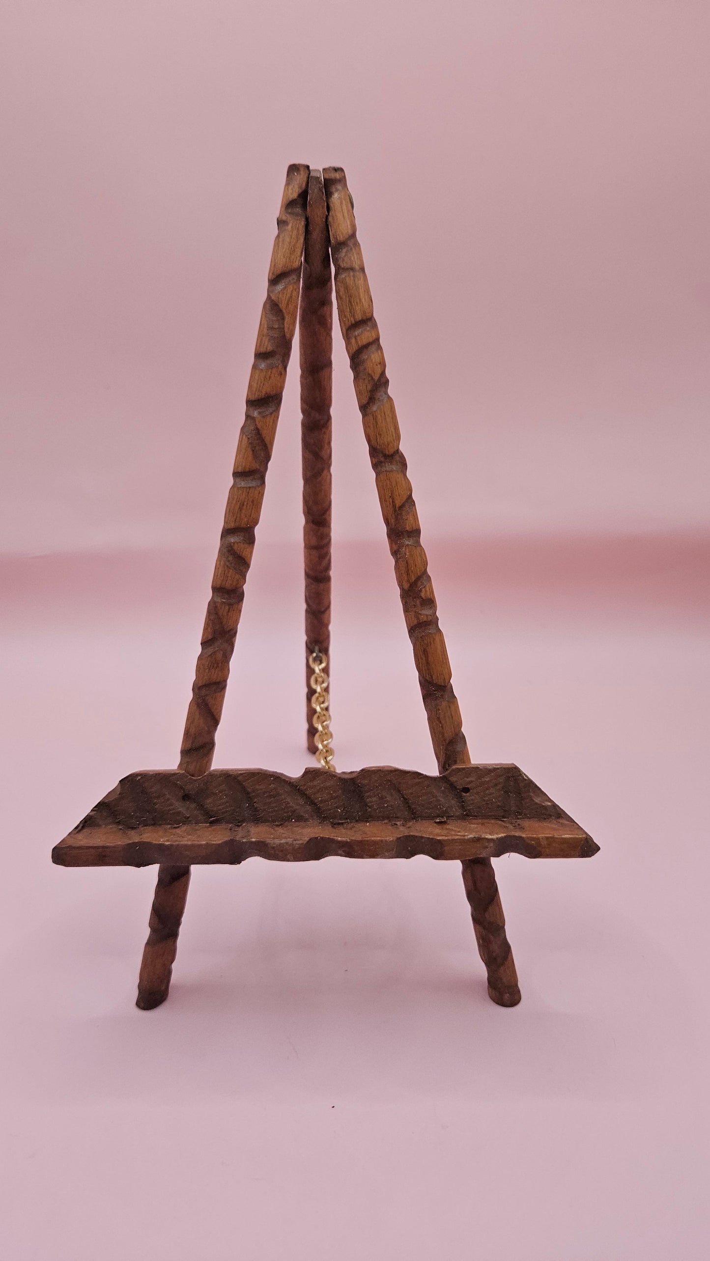 Vintage Wooden Easel – Handcrafted Rustic Display Stand