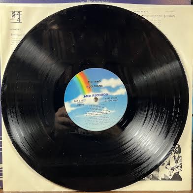 Hooligans (2xVINYL) | Near Mint (NM or M-) Excellent (EX)