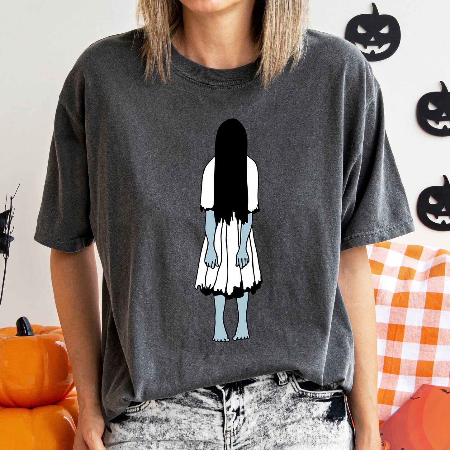 Samara Retro Halloween Comfort Colors Tshirt