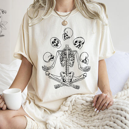Skeleton Juggling Retro Halloween Comfort Colors Tshirt