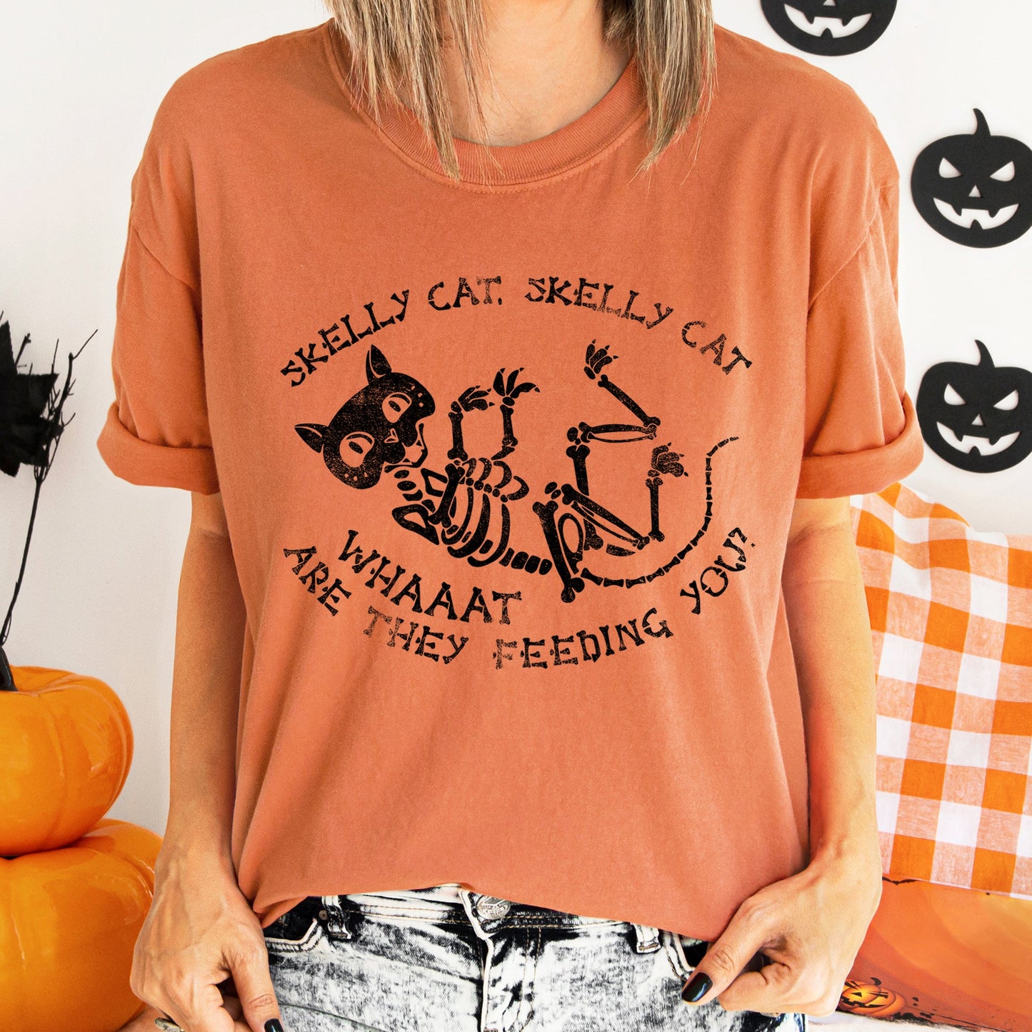 Skelly Cat Retro Halloween Comfort Colors Tshirt
