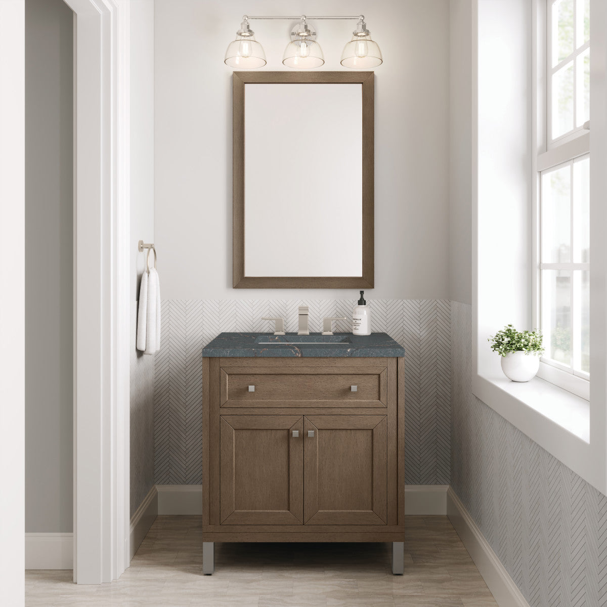 Chicago 30" Single Vanity Cabinet