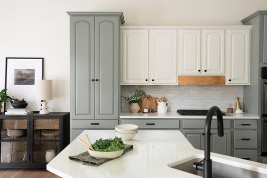 Suar Wood Appetizer Tray / Cheese Cutting Board with Handle - Short