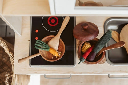 QToys Australia (USA) MAHOGANY PAN & POT SET | Kitchen + Metal