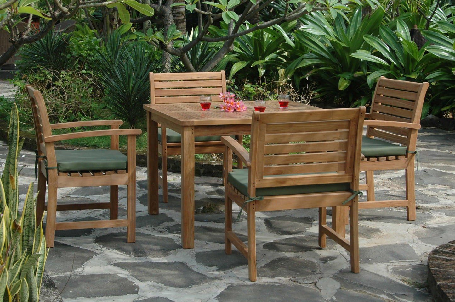 Set-207 Montage Victoria 5-Pc Set