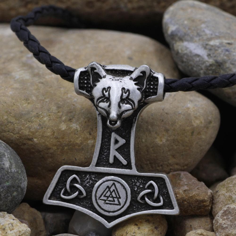 Vikings Fox Triquetra Pendant Necklace