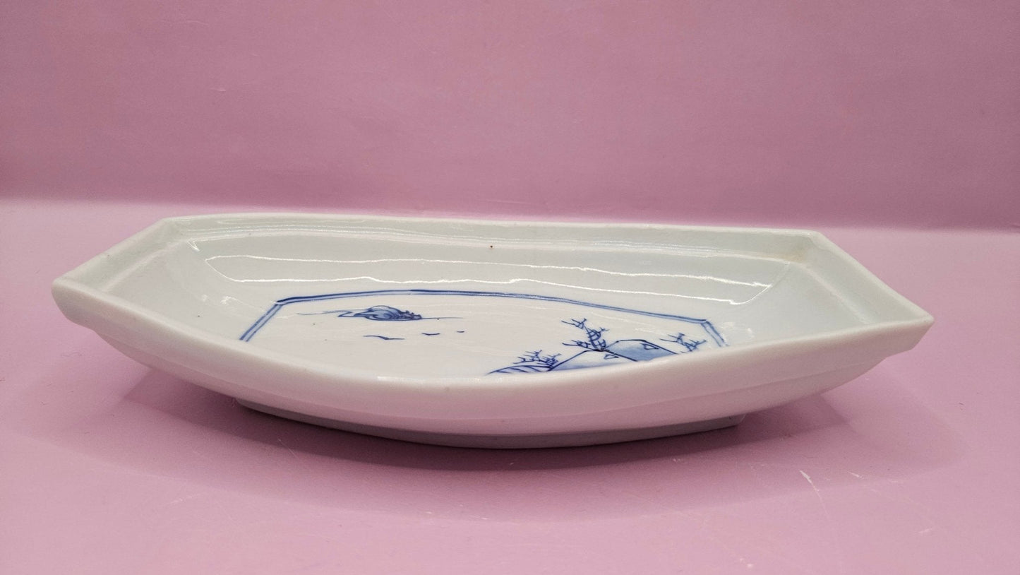 Vintage Blue & White Porcelain Boat-Shaped Dishes - 6.5"x3.7" Elegant Asian-Inspired Tableware