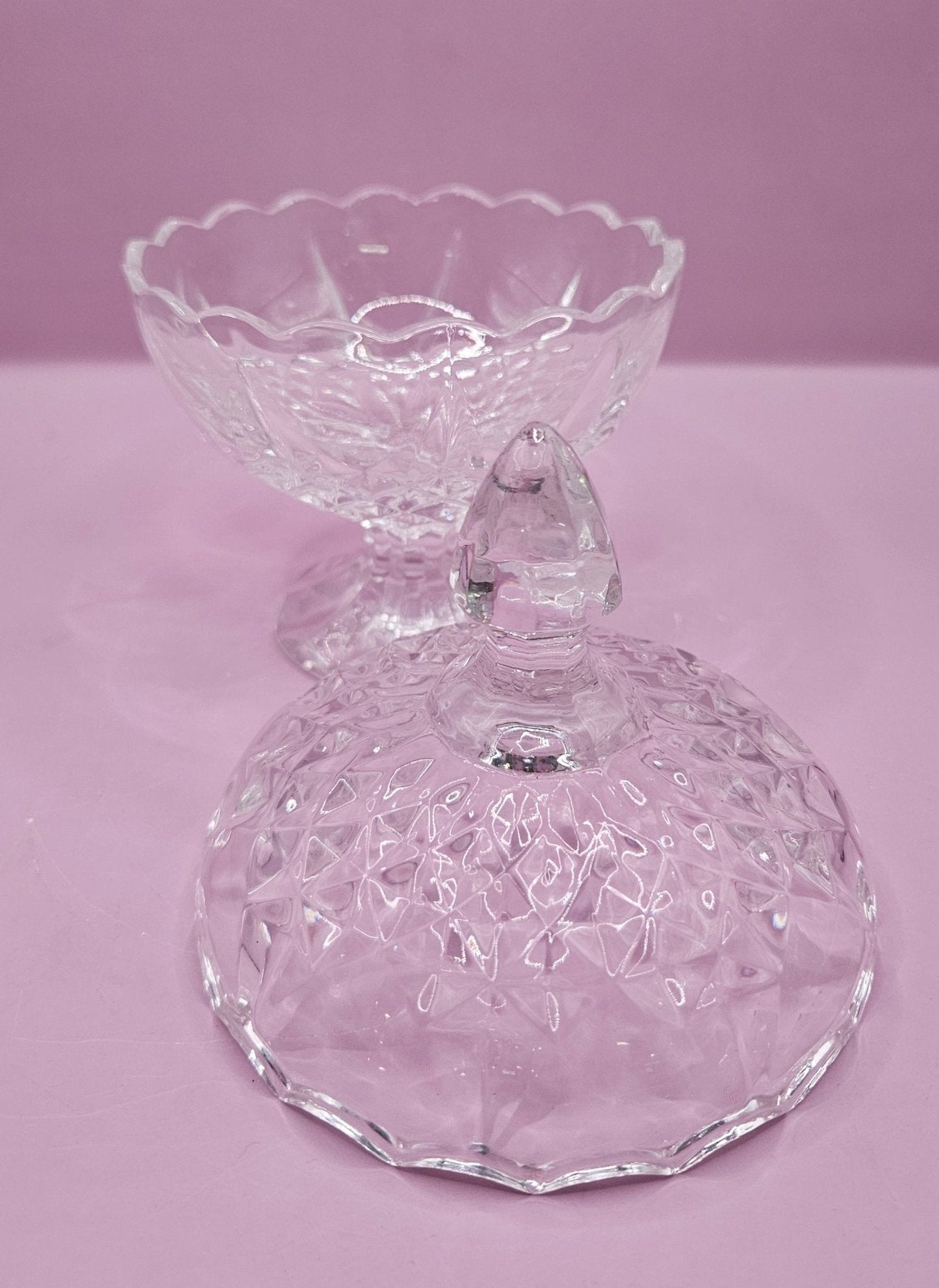 Vintage Crystal Pedestal Candy Dish with Lid – 6.5" x 4" – Elegant Cut Glass