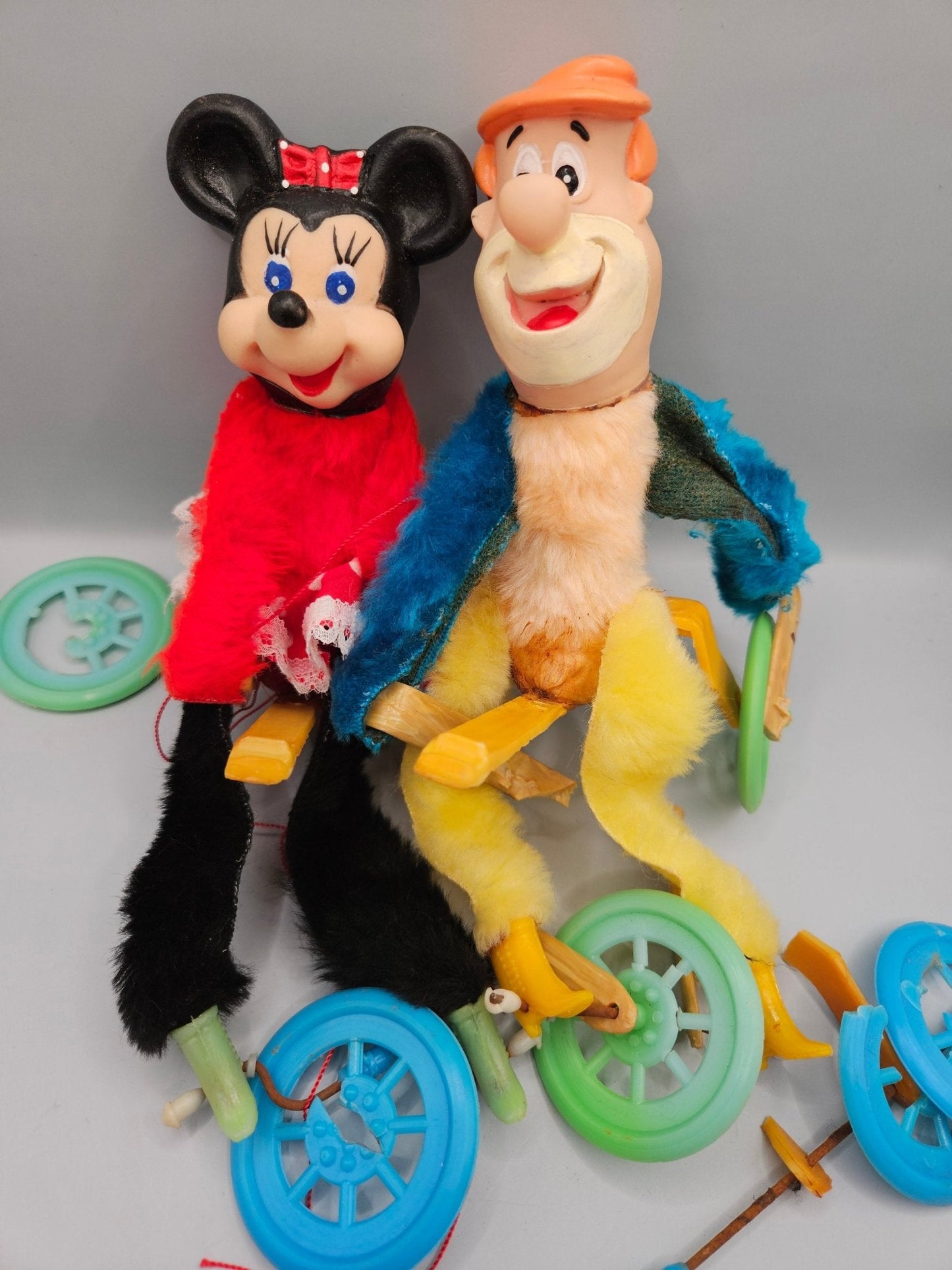 Vintage Flintstone and Minnie Mouse Puppets – Sold As-Is for Parts
