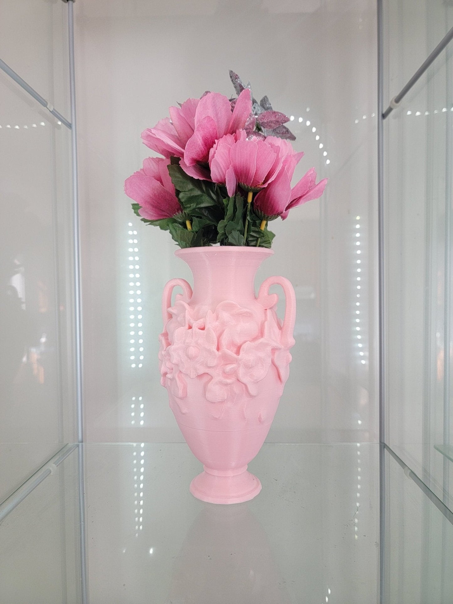 Vintage-Inspired Pink Floral Vase – 3D-Printed Elegance