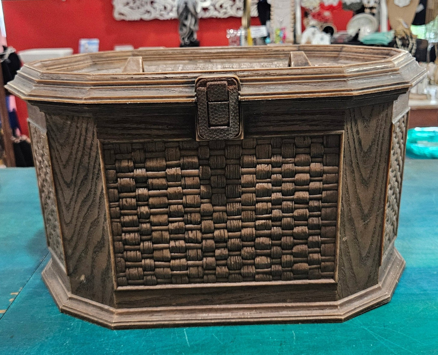 Vintage Lerner Plastic Sewing Box – 1970s-1980s Storage Chest – 15.5" x 8.75" x 10.25"