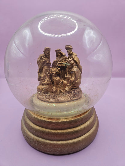 Vintage Nativity Scene Snow Globe – 5.5"x4.6" (No Water)