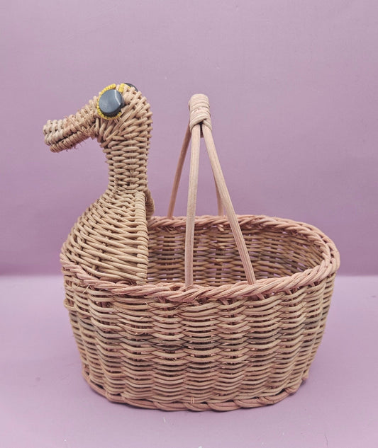 Vintage Woven Wicker Duck Basket – 6.25" x 7.25" – Rustic Farmhouse Decor