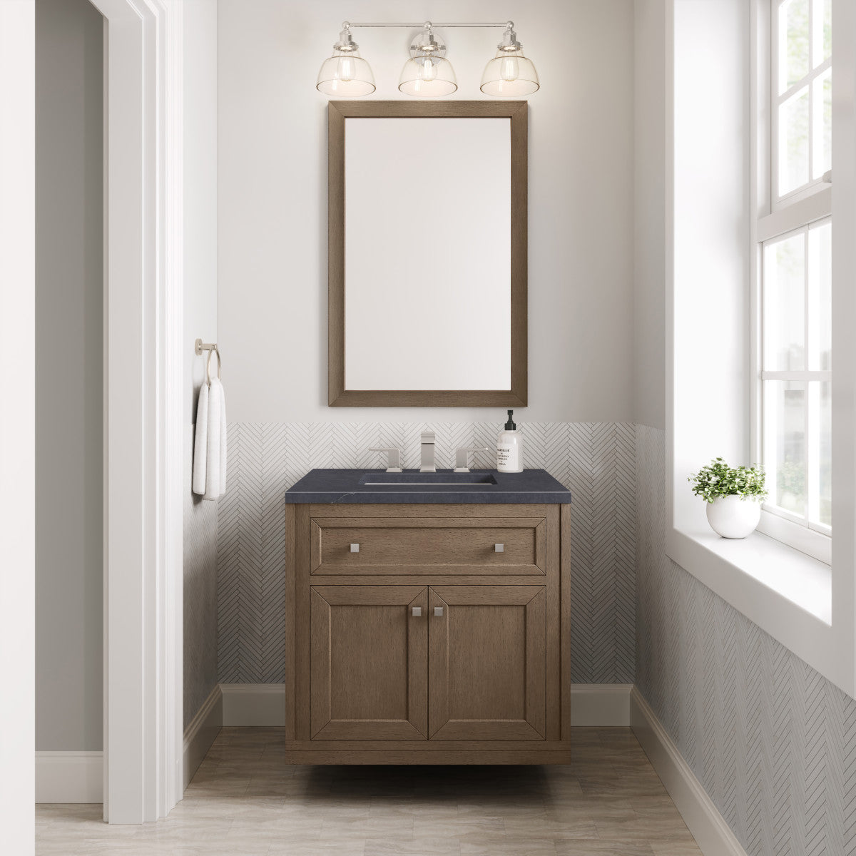 Chicago 30" Single Vanity Cabinet
