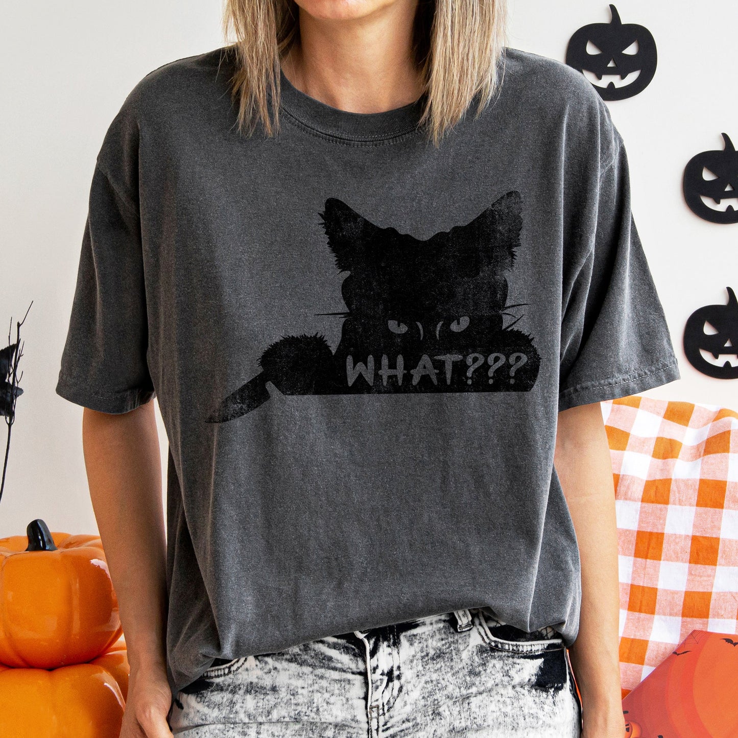 What? Cat And Knife Retro Halloween Comfort Colors Tshirt