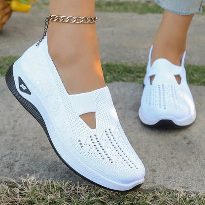 Lightweight Women’s Casual Sneakers – Breathable Flat Shoes for Everyday Comfort