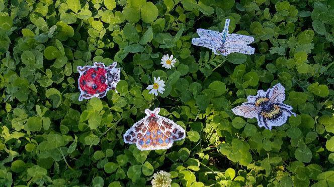 Winged Friends. Magnets SR-488  Plastic Canvas Counted Cross Stitch