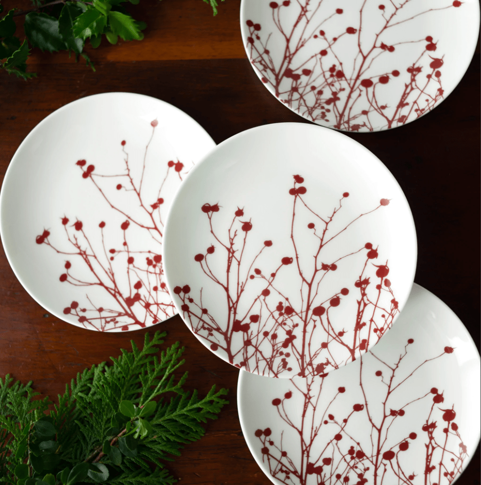 Winterberries Dinnerware & Serving Pieces