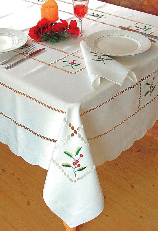 XD46141 Holly Berry Collection