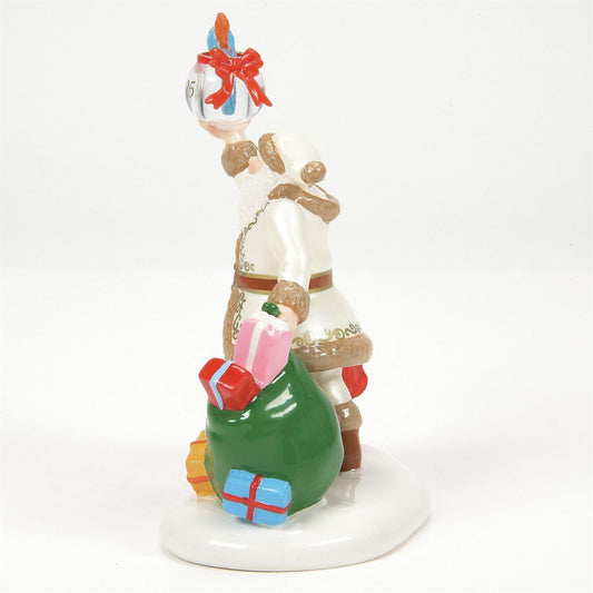 Santa Comes To Town - 2025 Figurine